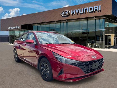 Certified 2023 Hyundai Elantra SEL FWD image 1