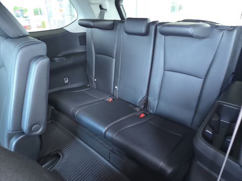 Used 2024 Toyota Grand Highlander Limited image 31