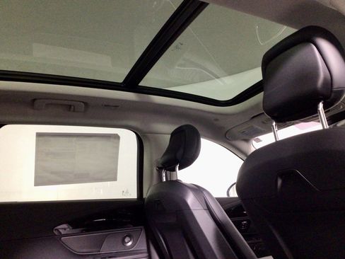 New 2026 Lincoln Nautilus Reserve w/ Jet Appearance Package image 3