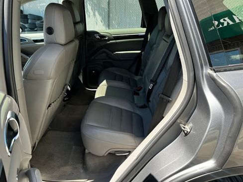 Used 2011 Porsche Cayenne S AWD/4WD image 20