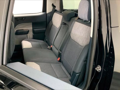 Used 2023 Ford Maverick XLT image 17