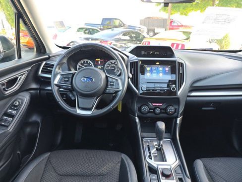 Used 2019 Subaru Forester Premium image 20