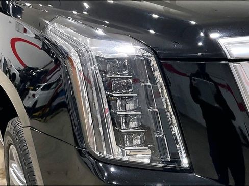 Used 2015 Cadillac Escalade ESV Premium image 30