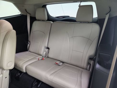 Used 2018 Buick Enclave Premium FWD image 34