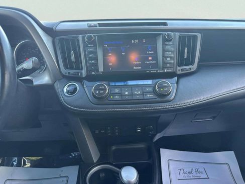 Used 2016 Toyota RAV4 Limited AWD/4WD image 28
