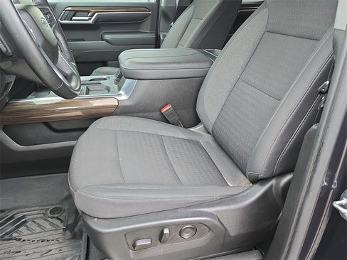 Used 2023 Chevrolet Silverado 1500 RST image 20