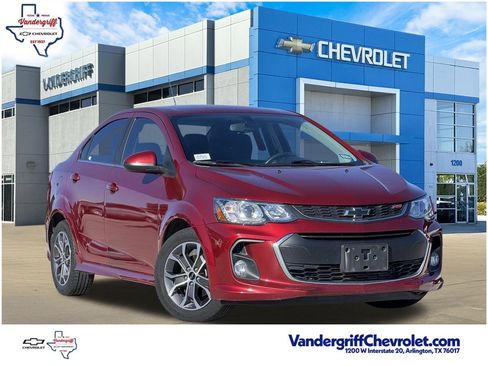 Used 2020 Chevrolet Sonic LT w/ Convenience Package image 1