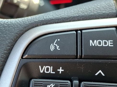 Used 2020 Hyundai Accent SEL FWD image 25