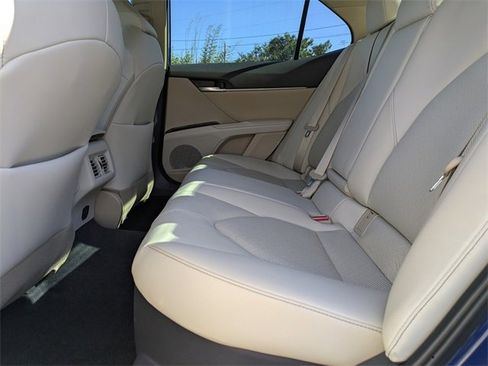 Used 2024 Toyota Camry XLE image 13