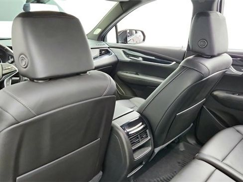 Certified 2024 Cadillac XT5 Premium Luxury w/ LPO, Floor Liner Package image 19