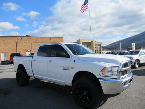 Used 2017 RAM 2500 SLT image 1