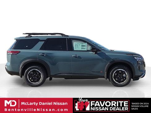 New 2026 Nissan Pathfinder Rock Creek image 6