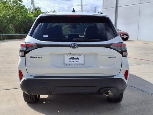 New 2026 Subaru Forester Touring image 5