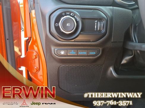 Certified 2023 Jeep Wrangler Unlimited Sahara w/ Cold Weather Group AWD/4WD image 15