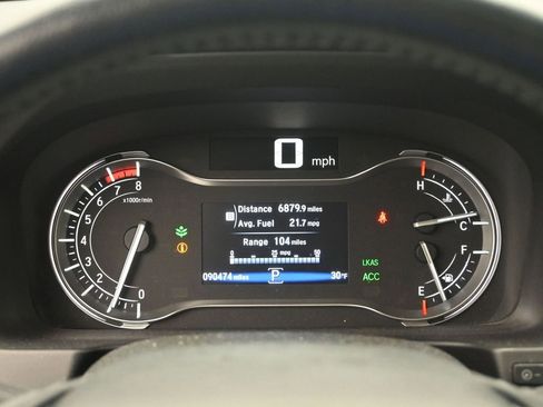 Used 2016 Honda Pilot Touring image 11