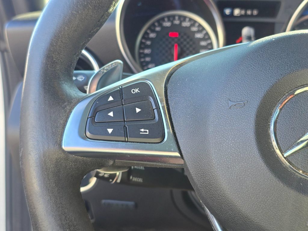 Used 2018 Mercedes-Benz SLC 43 AMG image 25