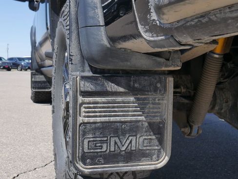 Used 2024 GMC Sierra 2500 AT4X AWD/4WD image 23