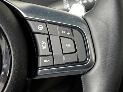 Used 2024 Jaguar F-TYPE R-Dynamic RWD image 26