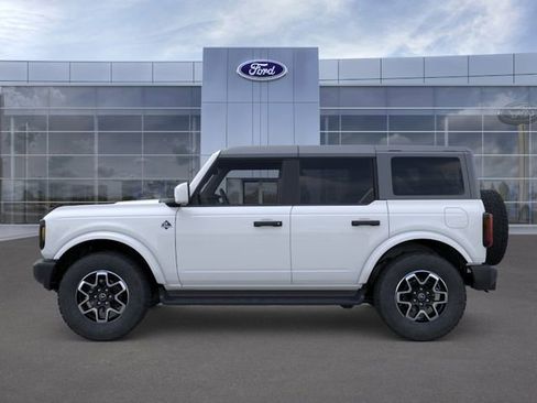 New 2026 Ford Bronco Outer Banks image 3
