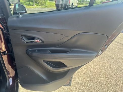 Used 2017 Buick Encore Essence FWD image 29