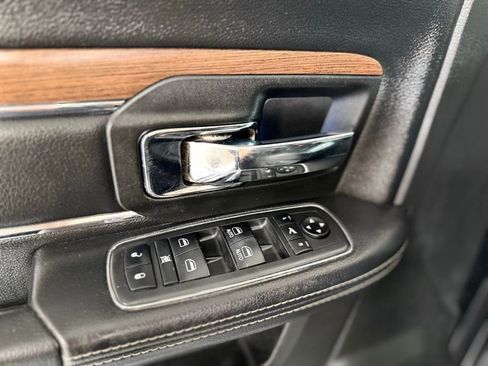 Used 2018 RAM 3500 Laramie AWD/4WD image 13