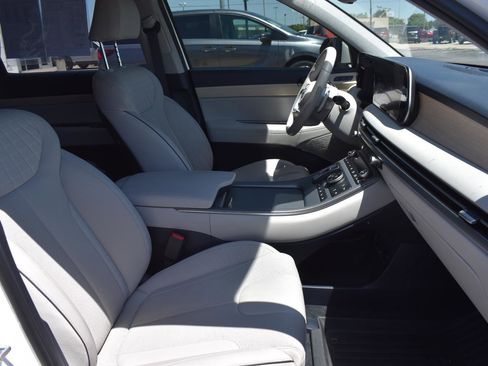 Used 2023 Hyundai Palisade Limited AWD/4WD image 15