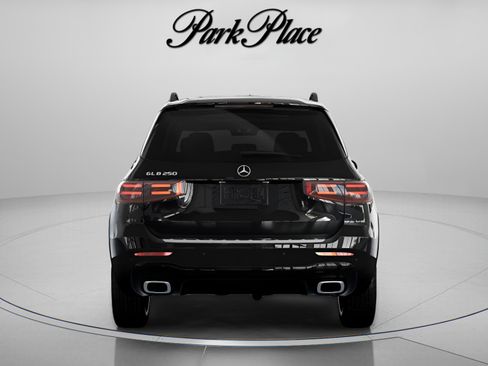 New 2026 Mercedes-Benz GLB 250 image 17
