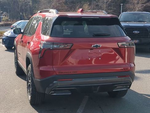 New 2026 Chevrolet Equinox ACTIV w/ Safety and Technology Package image 8