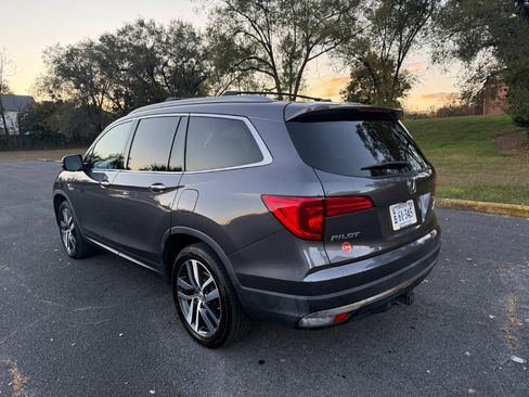 Used 2017 Honda Pilot Elite image 7