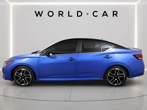 Used 2024 Nissan Sentra SR w/ SR Premium Package FWD image 6