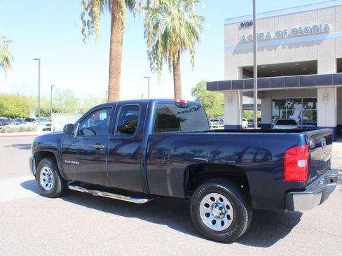 Used 2011 Chevrolet Silverado 1500 W/T w/ LS Package RWD image 3