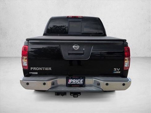 Used 2017 Nissan Frontier SV w/ SV Value Truck Package RWD image 7
