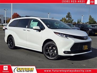 New 2026 Toyota Sienna XLE Woodland Edition