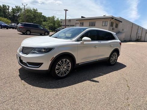 Used 2016 Lincoln MKX Reserve w/ Equipment Group 102A AWD/4WD image 3