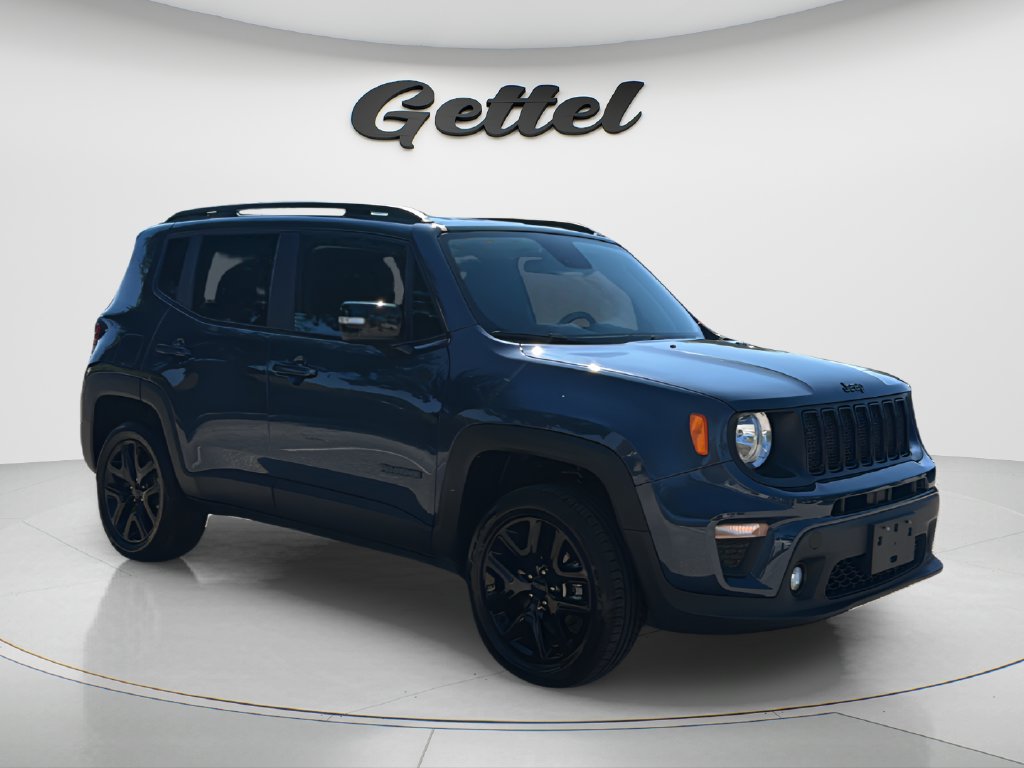 Used 2023 Jeep Renegade Altitude AWD/4WD image 3
