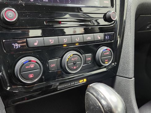 Used 2021 Volkswagen Passat 2.0T SE image 31