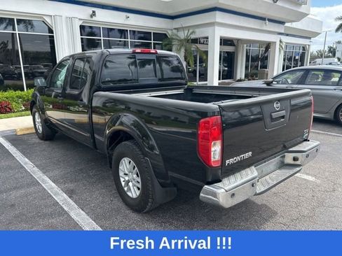 Used 2018 Nissan Frontier SV image 12