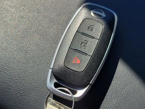 Used 2023 Nissan Ariya AWD image 31