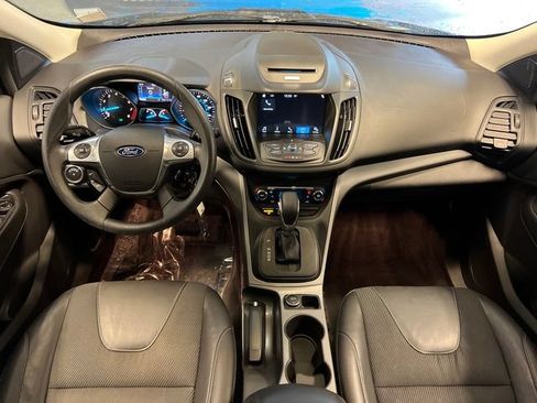 Used 2016 Ford Escape SE w/ SE Chrome Package FWD image 18