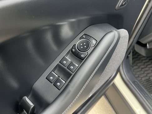 Used 2025 Ford Mustang Mach-E Premium RWD image 16