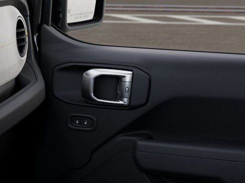 New 2026 Jeep Gladiator Willys AWD/4WD image 25