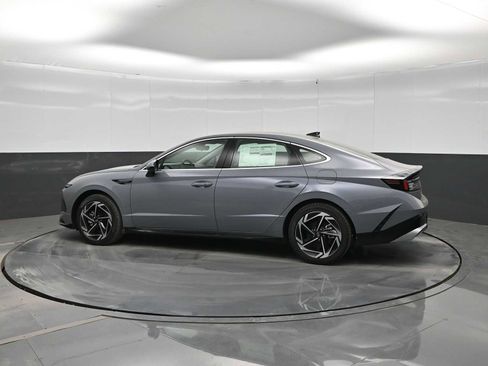 New 2026 Hyundai Sonata SEL FWD image 5