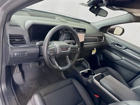 New 2026 GMC Terrain Elevation image 4