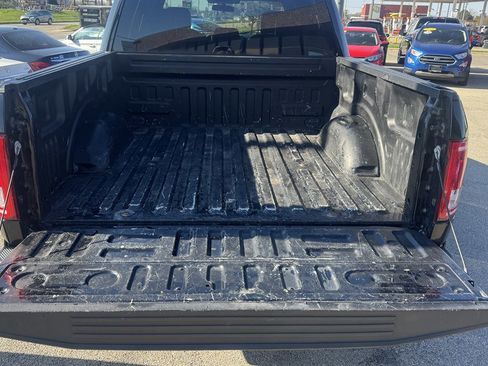 Used 2016 Ford F150 XLT image 11