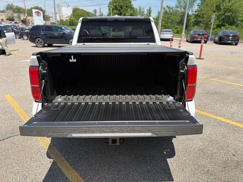 New 2026 Toyota Tacoma SR5 AWD/4WD image 19