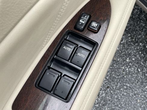 Used 2008 Toyota Avalon Limited image 6