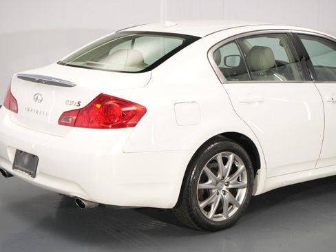Used 2009 INFINITI G37 x Sedan w/ Premium Pkg AWD/4WD image 12