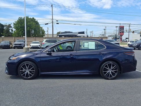 Used 2022 Toyota Camry SE w/ Audio Upgrade Package FWD image 7