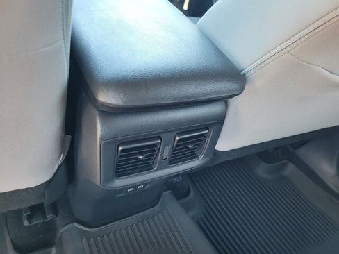 Used 2025 Toyota RAV4 XLE image 12