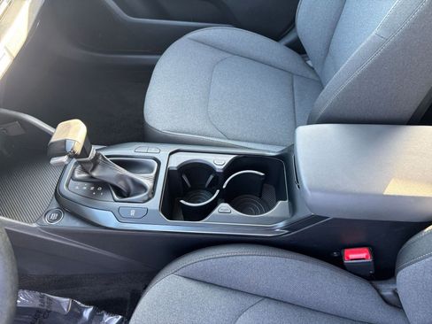 Used 2025 Kia K4 LXS image 42